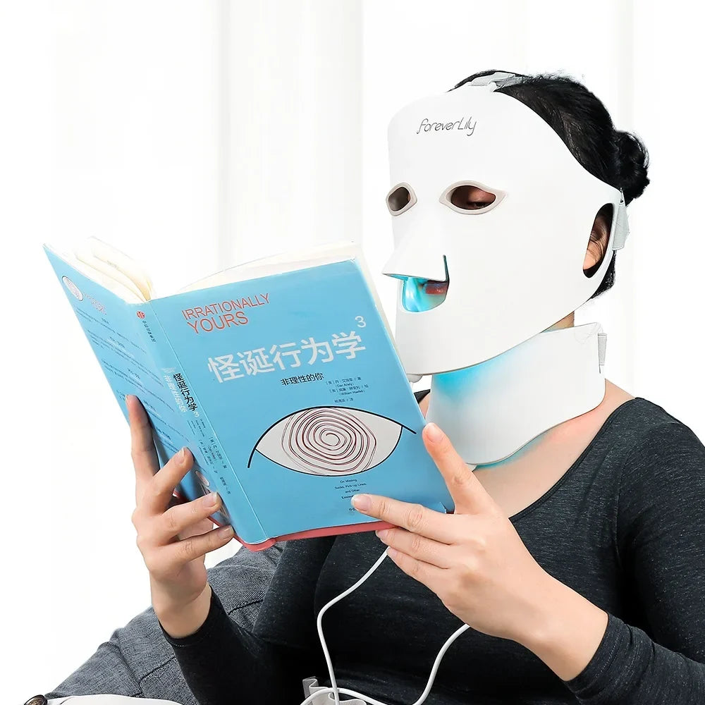 Lumière LED Face & Neck Mask